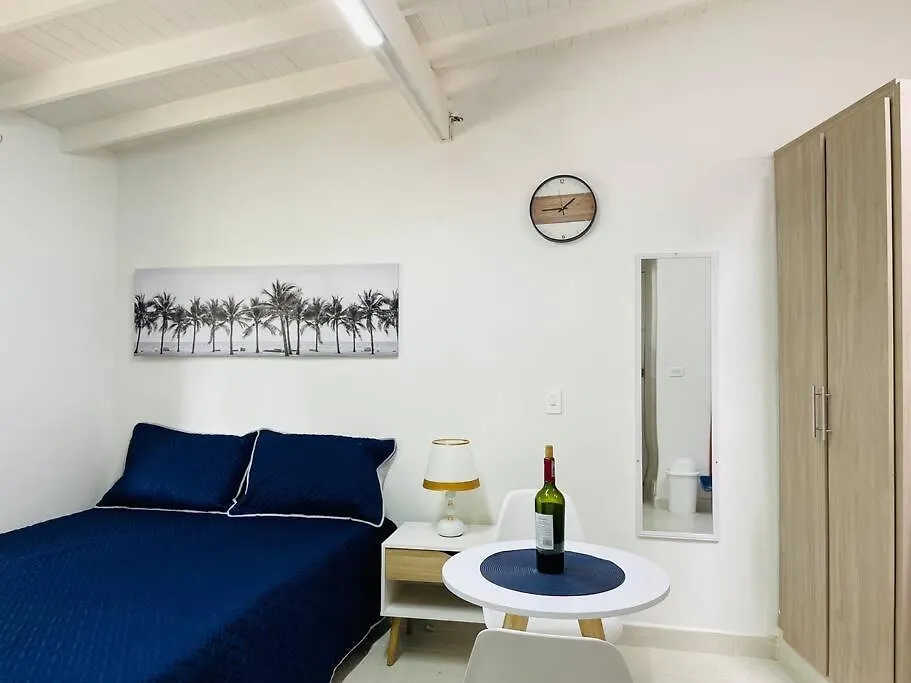 Spacious Belen Studio 300Mb Fast Wifi Walkable Medellin 0*,  Colombia