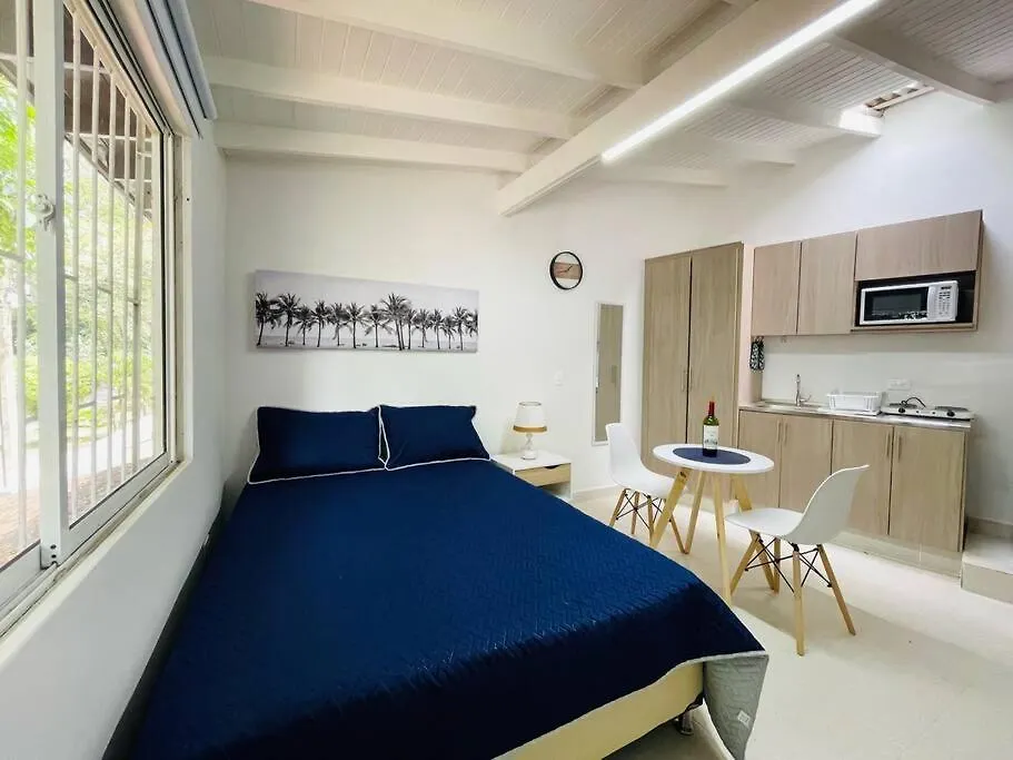 Spacious Belen Studio 300Mb Fast Wifi Walkable Medellin Colombia